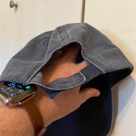 NWT Wedding Handkerchief “no ugly crying” embroidery - Picture 4 of 5